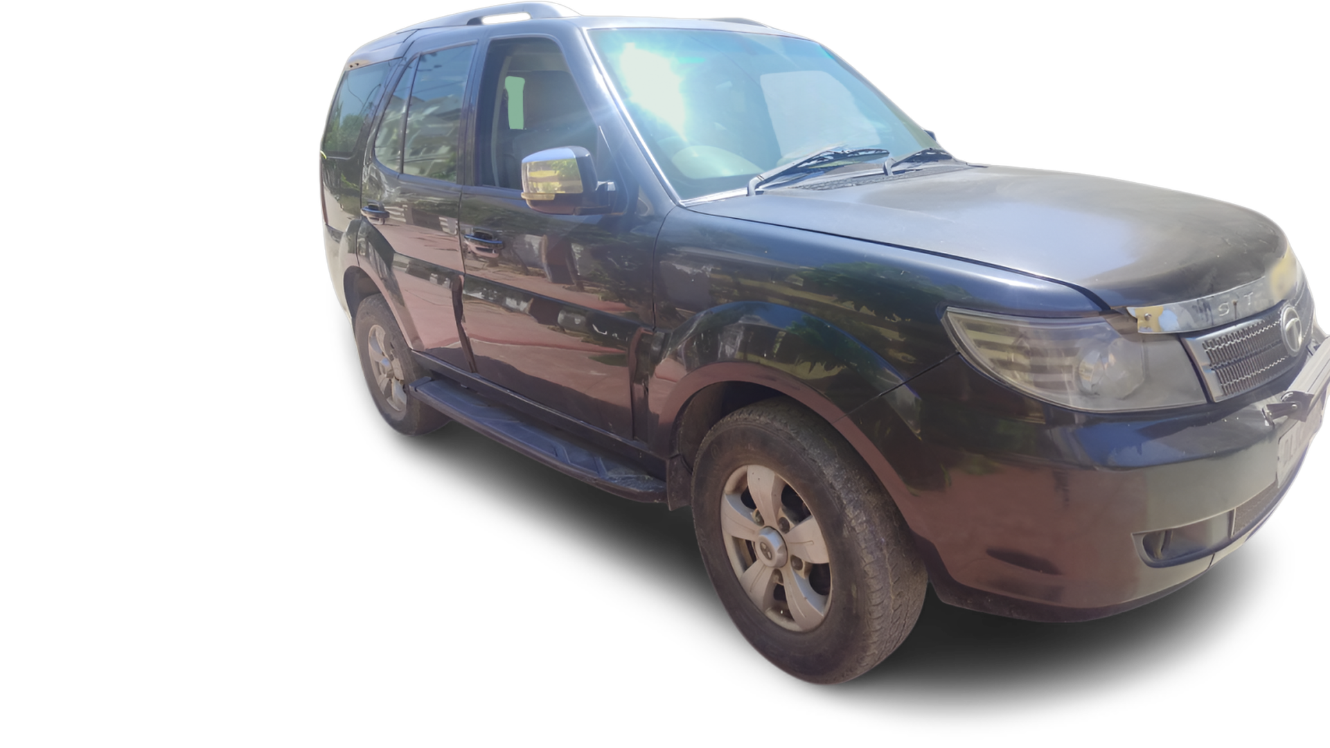 Tata Safari Storme-img